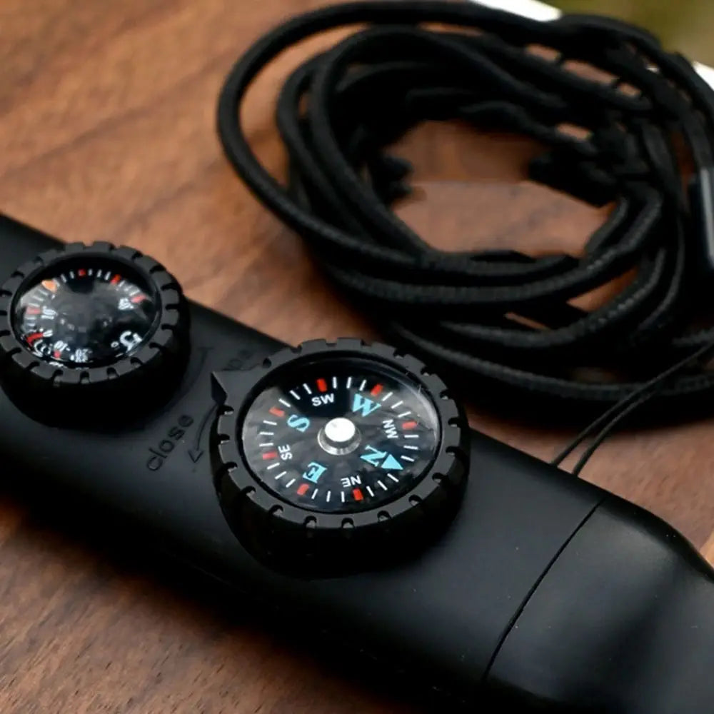 7-in-1 Emergency Survival Whistle Compass Multifunction Outdoor Survival Whistle High Decibel Portable 7-in-1 Emergency Whistle